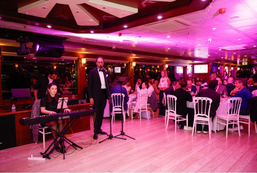 Road Show_Istanbul_6.jpg